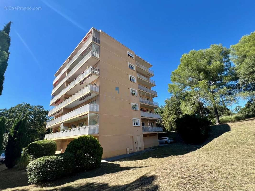 Appartement à FREJUS