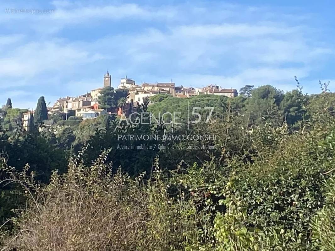 Maison à MOUGINS