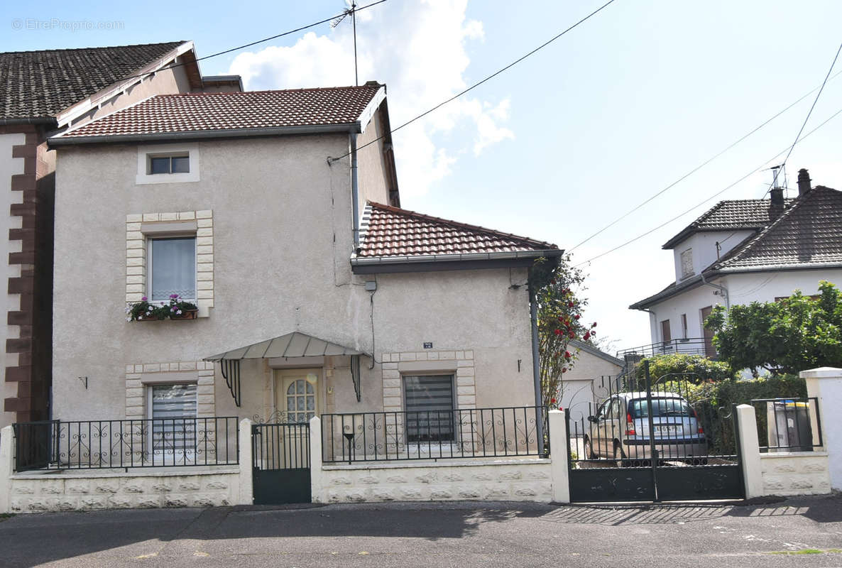 Maison à SAINT-LOUP-SUR-SEMOUSE