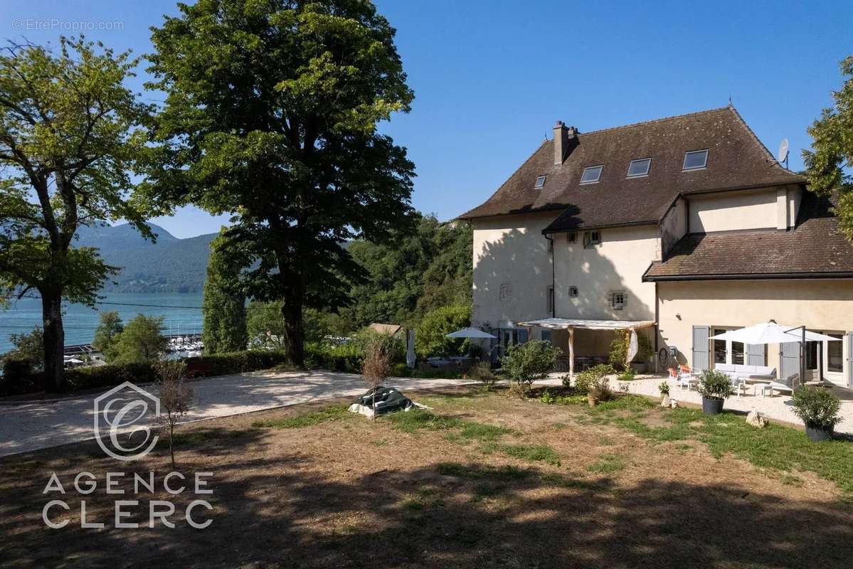 Maison à CHINDRIEUX