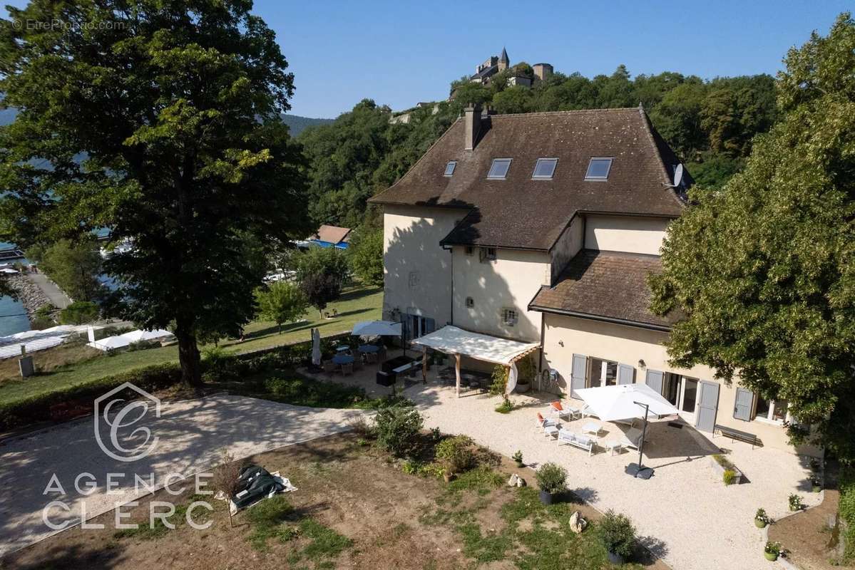 Maison à CHINDRIEUX