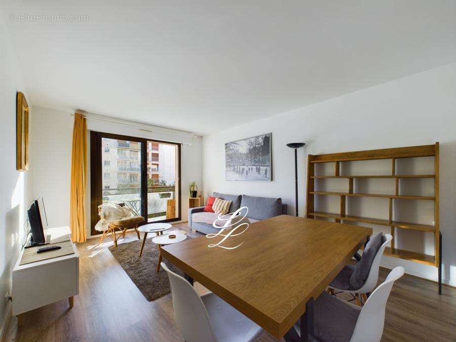 Appartement à LEVALLOIS-PERRET