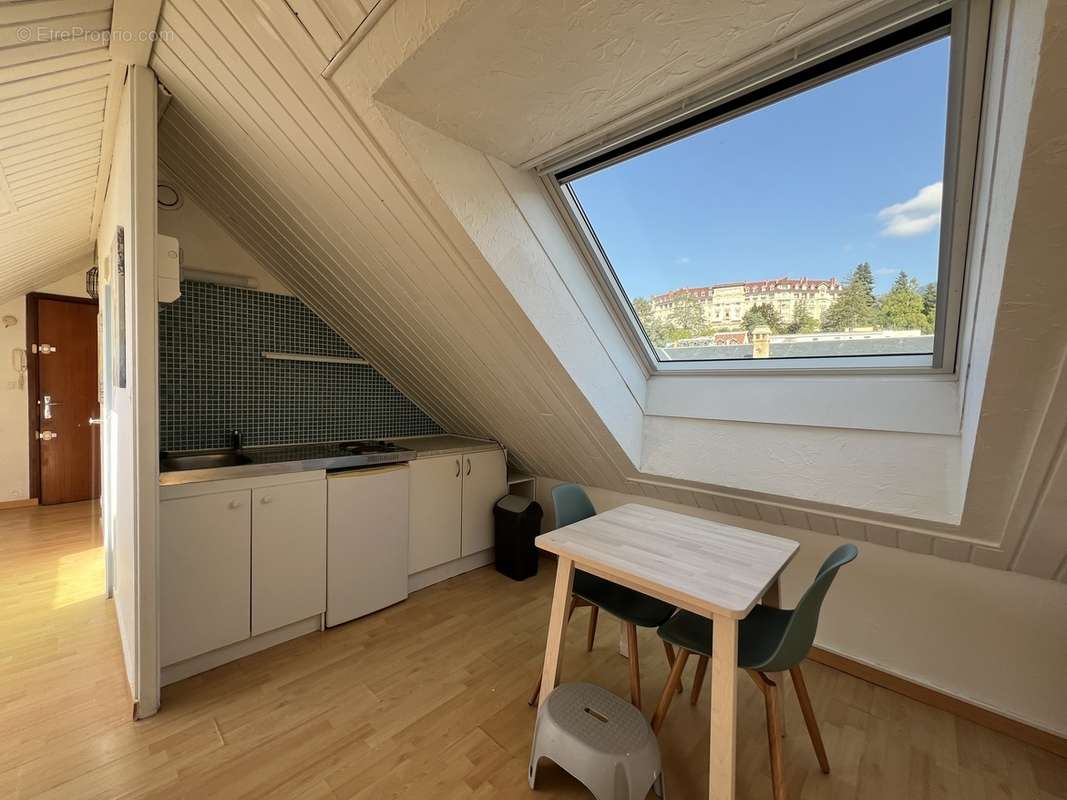 Appartement à AIX-LES-BAINS