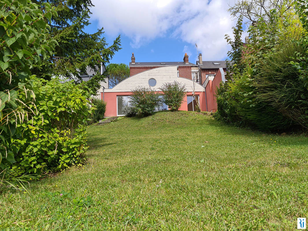 Maison à MONT-SAINT-AIGNAN