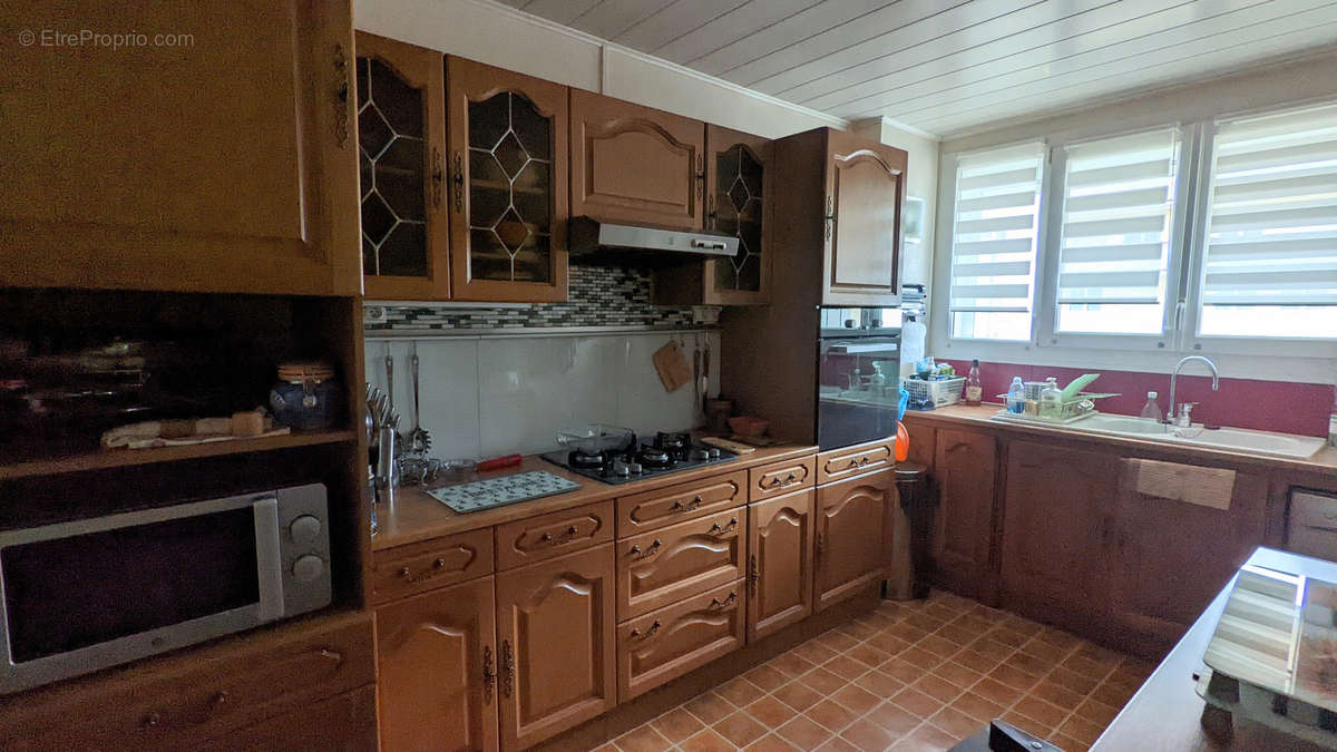 Appartement à CHENOVE