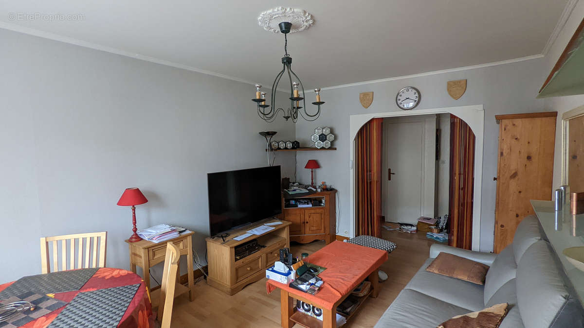 Appartement à CHENOVE