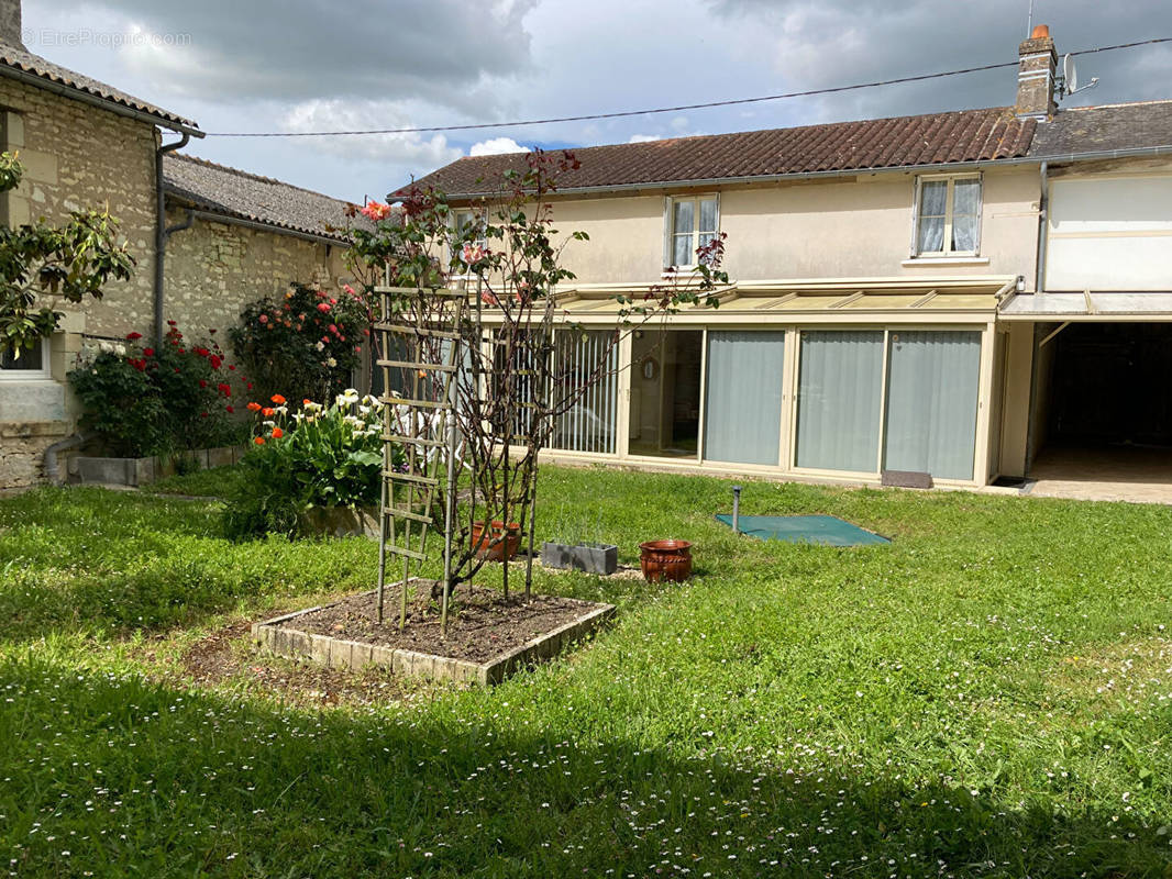 Maison à CEAUX-EN-LOUDUN