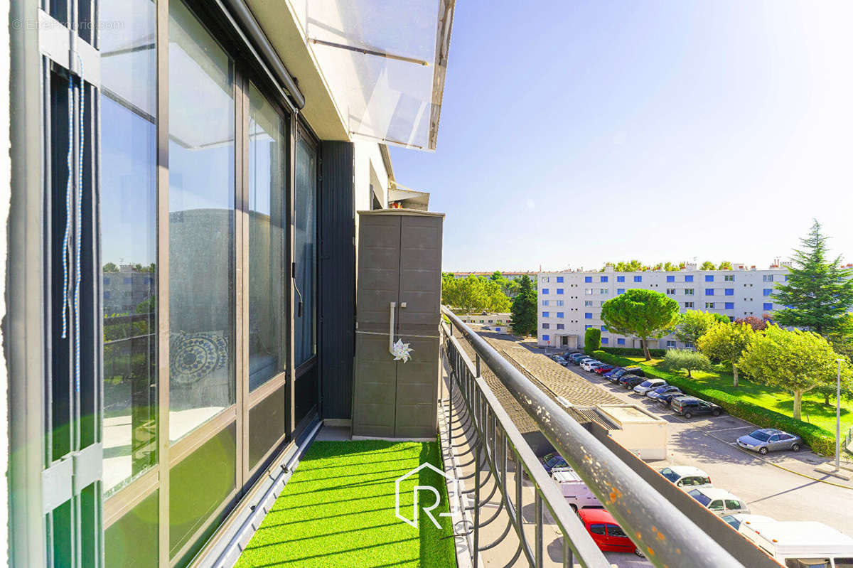 Appartement à MARSEILLE-12E