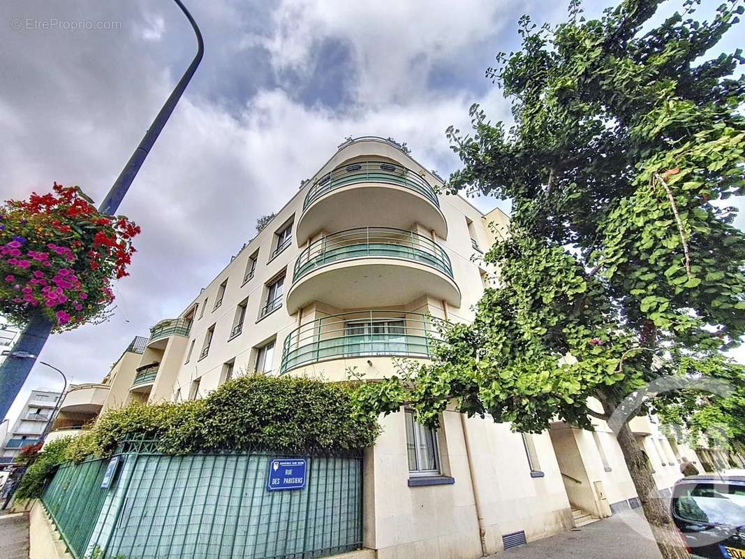 Appartement à ASNIERES-SUR-SEINE