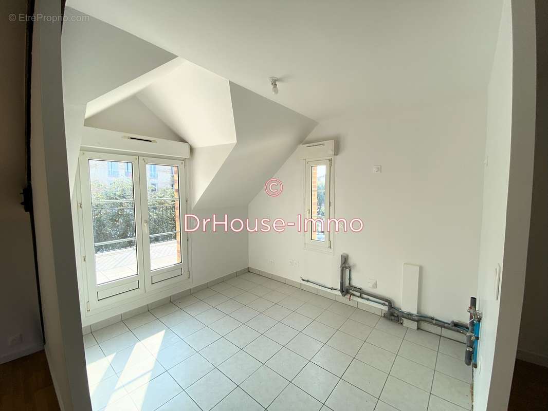 Appartement à RUEIL-MALMAISON