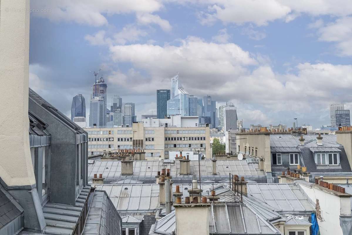 Appartement à NEUILLY-SUR-SEINE