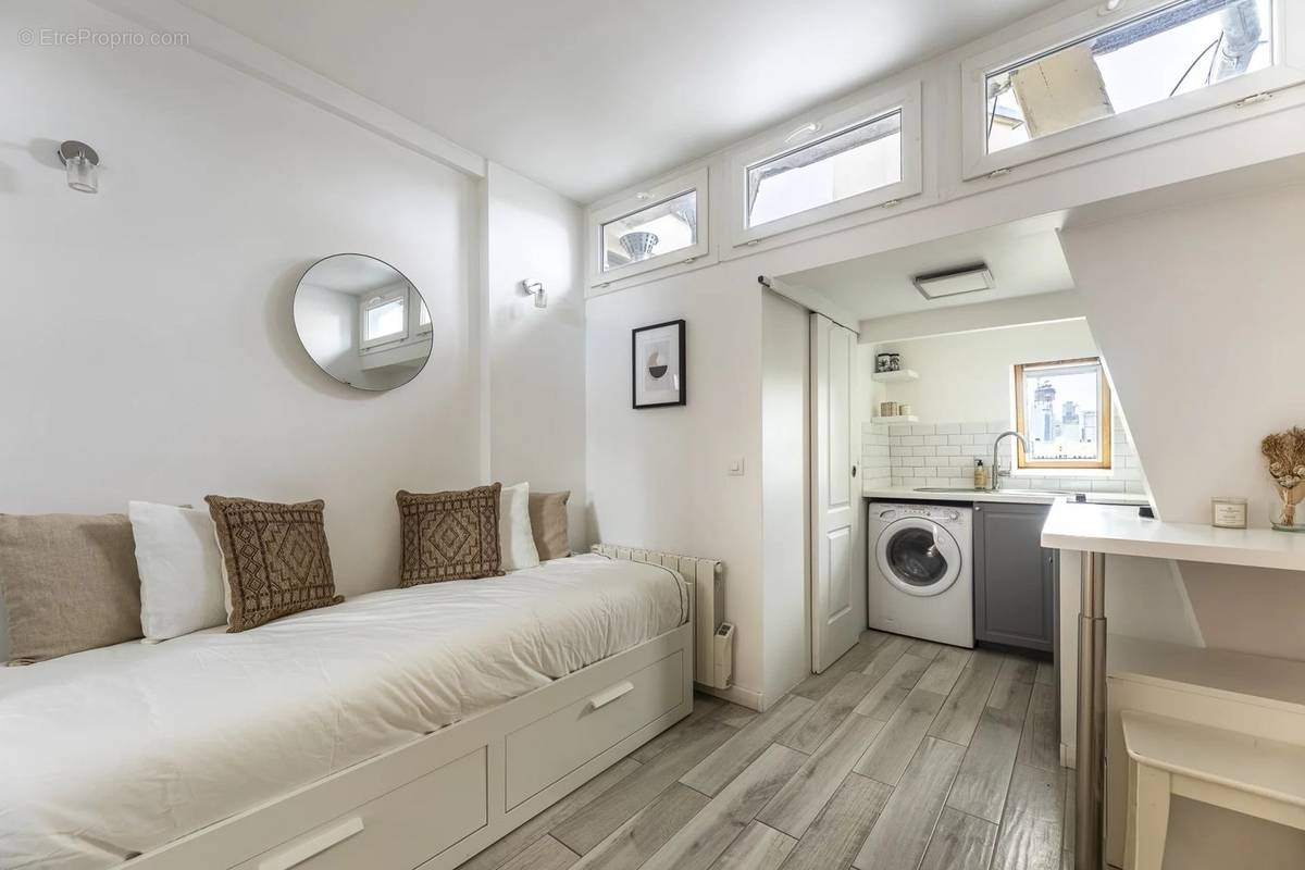 Appartement à NEUILLY-SUR-SEINE