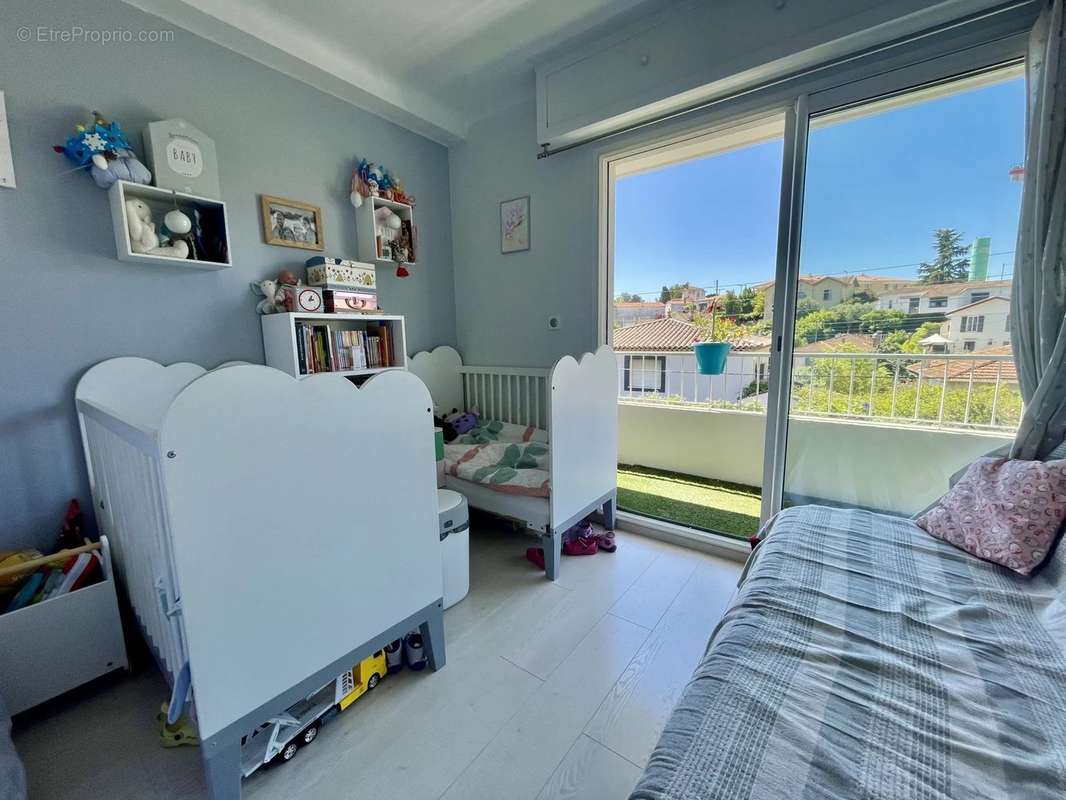 Appartement à LE CANNET