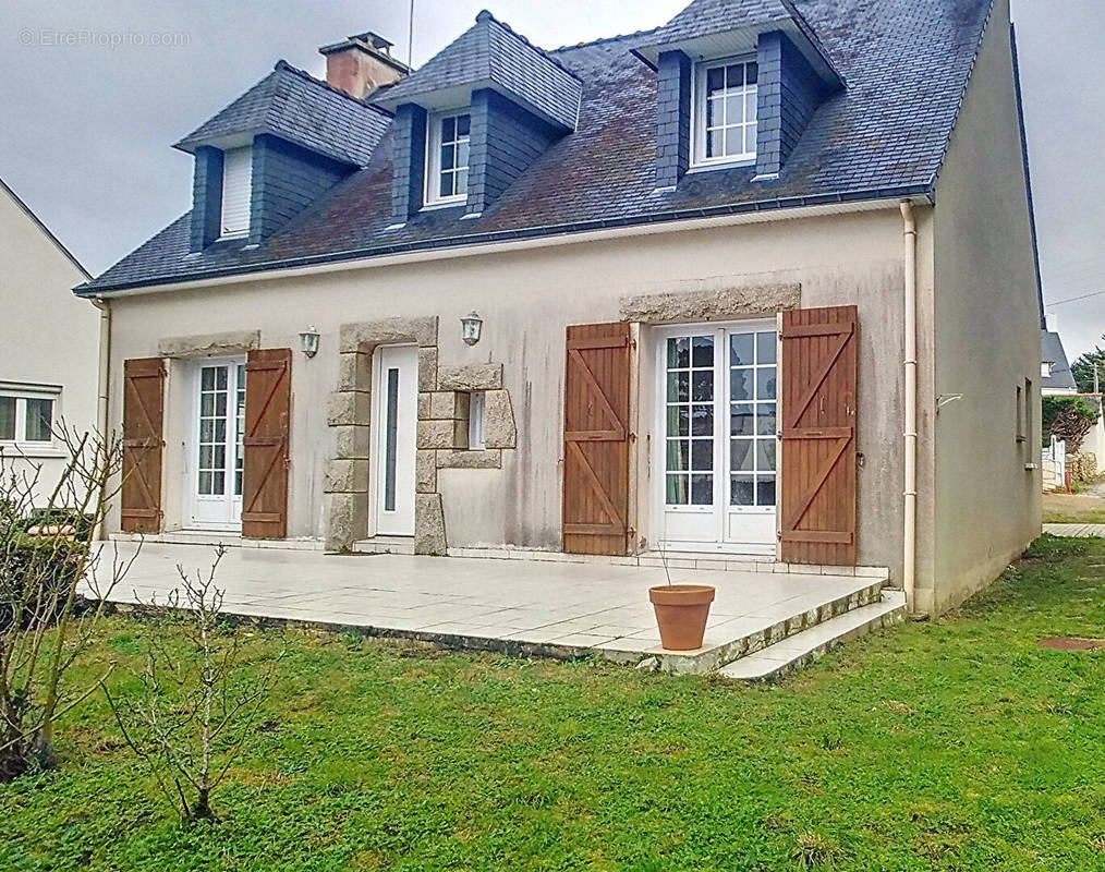 Maison à PLOUHARNEL