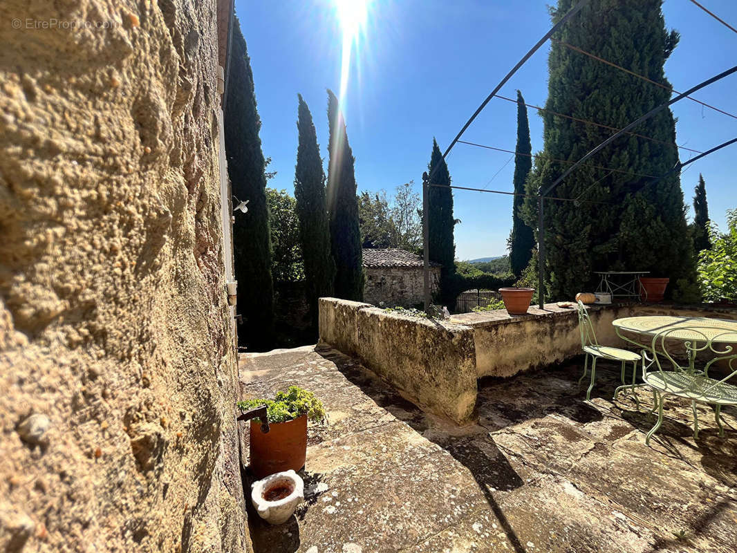 Maison à GRIGNAN