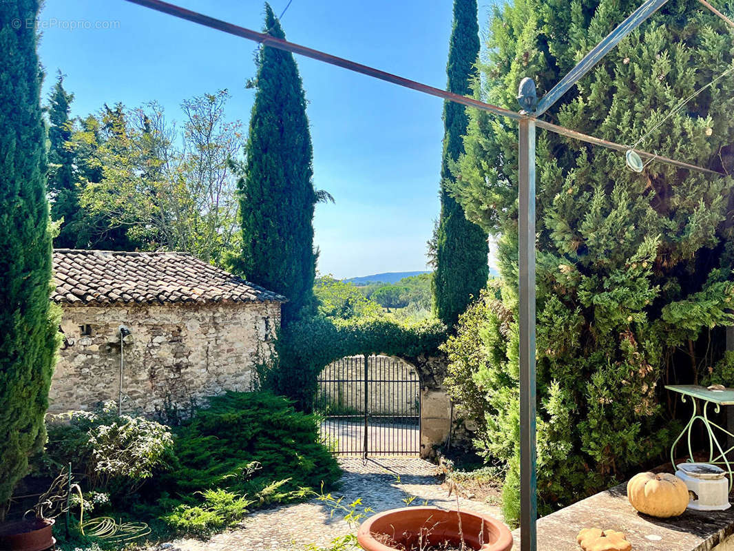 Maison à GRIGNAN