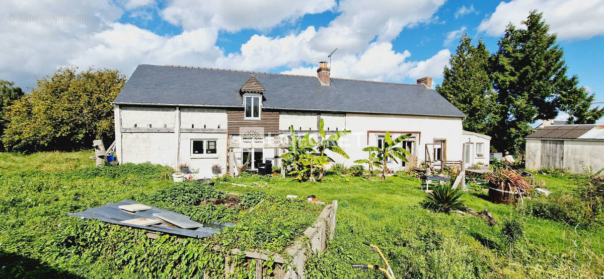 Maison à MINIAC-MORVAN