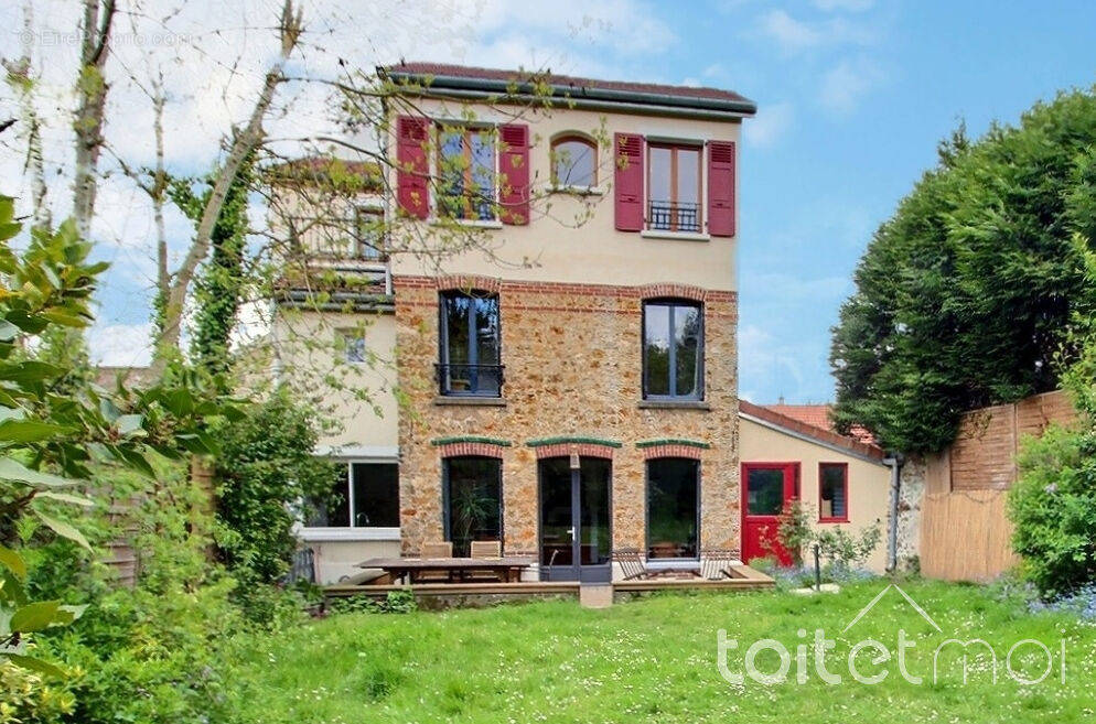 Maison à CHEVREUSE