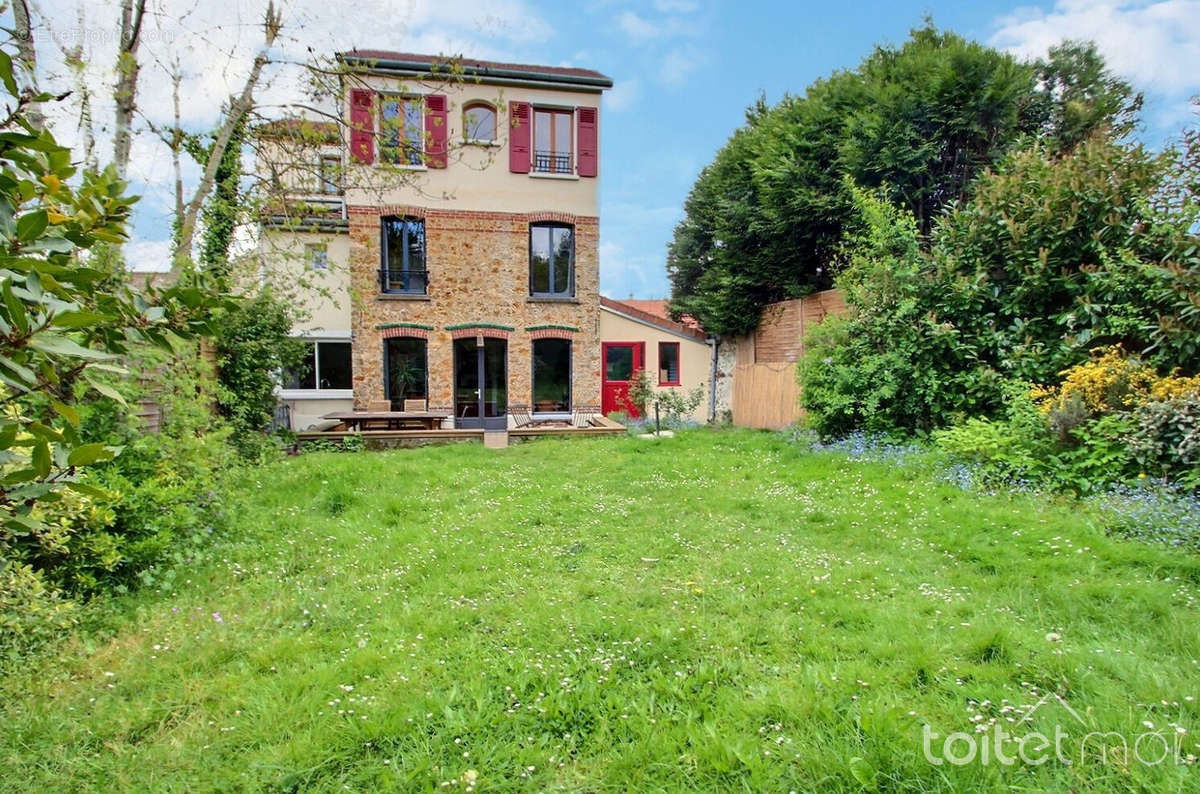 Maison à CHEVREUSE