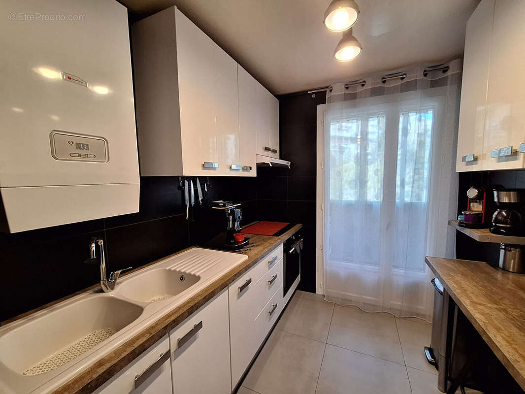 Appartement à MARSEILLE-14E