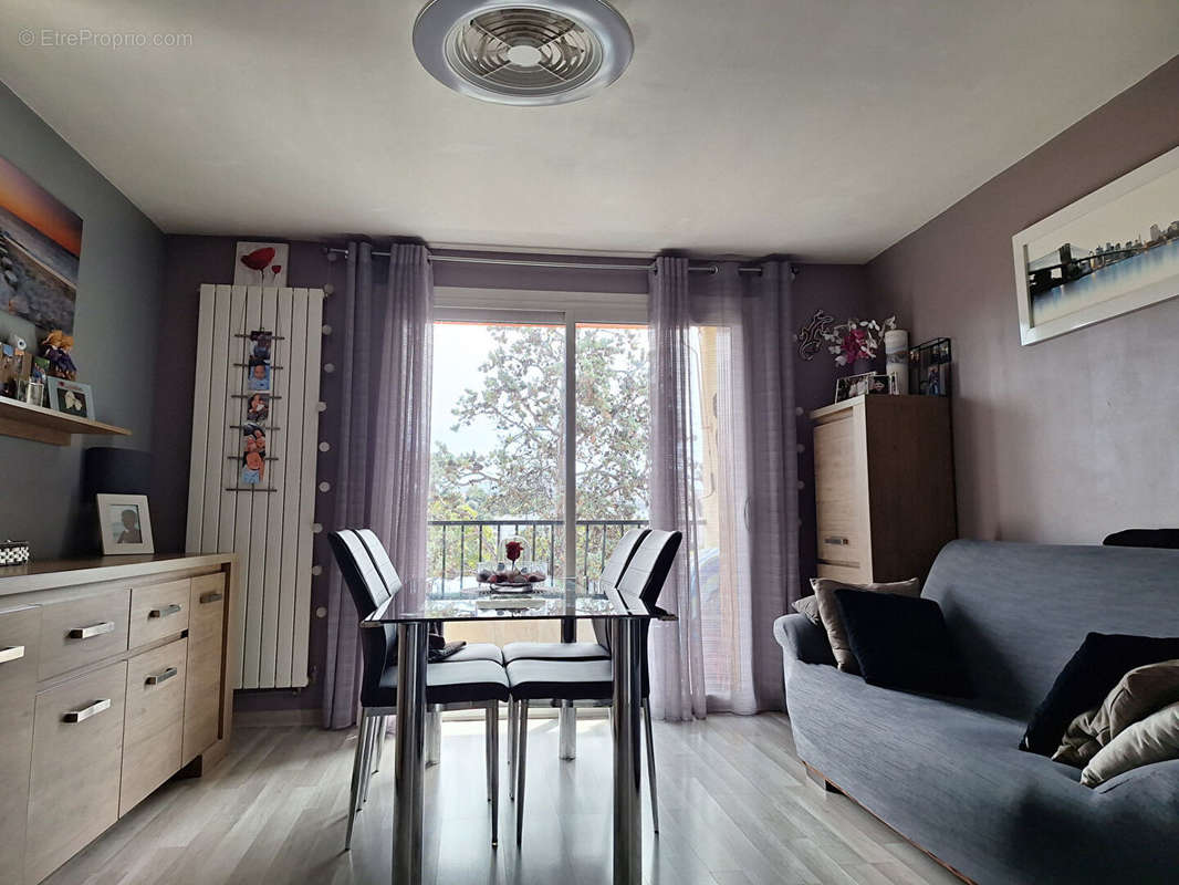 Appartement à MARSEILLE-14E