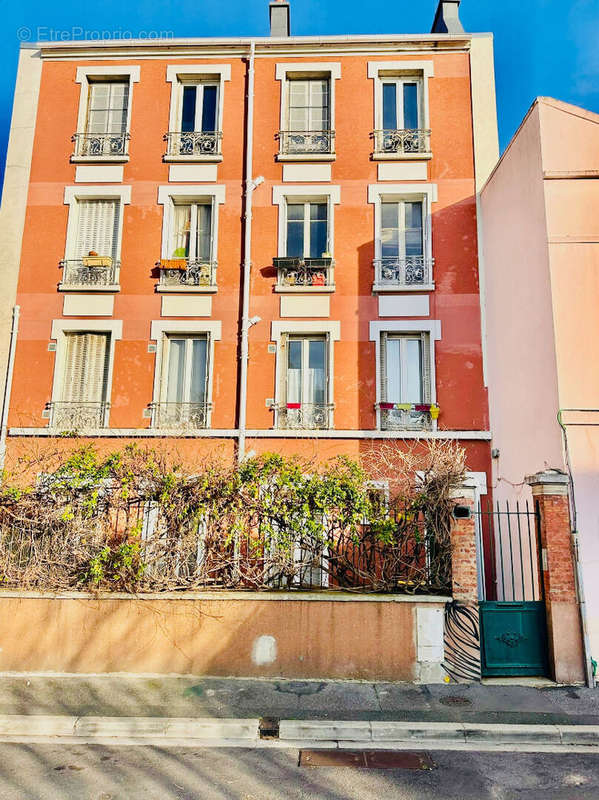 Appartement à IVRY-SUR-SEINE