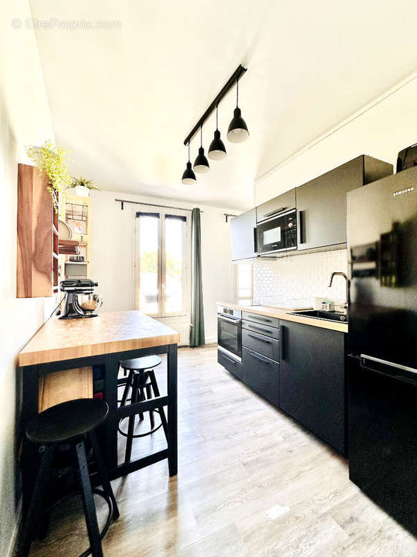 Appartement à IVRY-SUR-SEINE