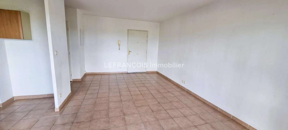 Appartement à MOUGINS