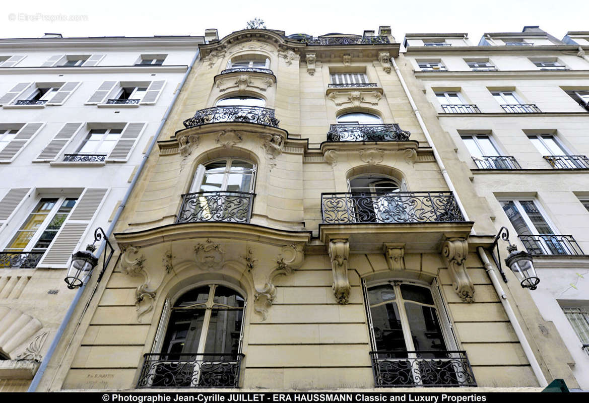 Appartement à PARIS-9E