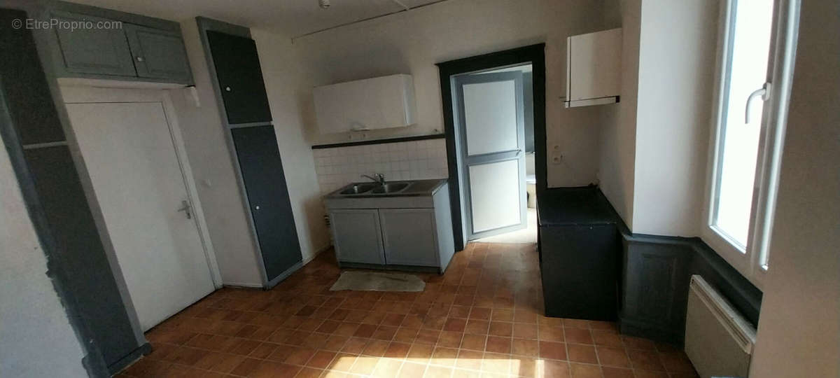 Appartement à EPERNON