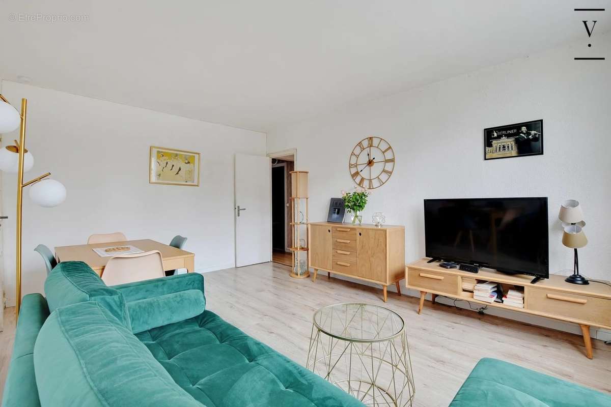 Appartement à PARIS-12E