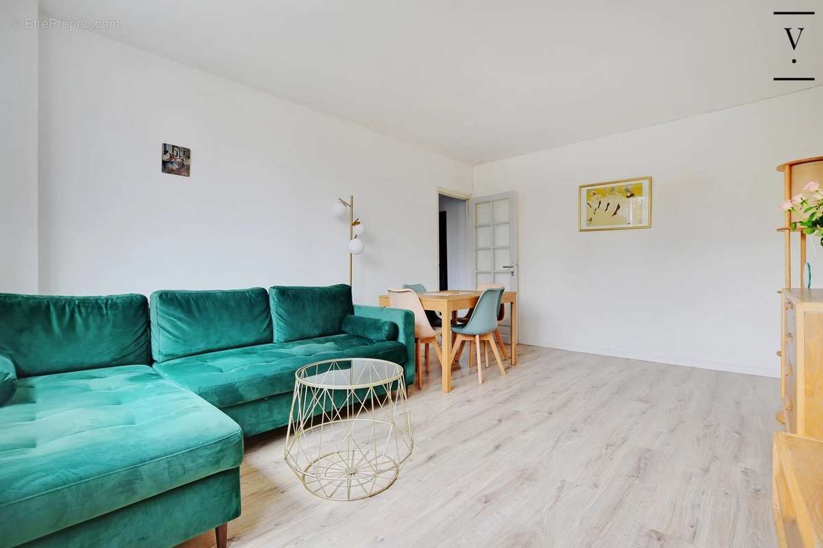 Appartement à PARIS-12E