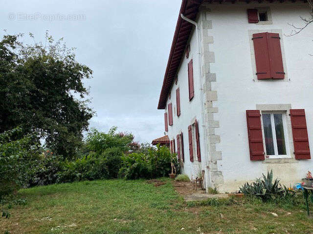 Maison à LA BASTIDE-CLAIRENCE