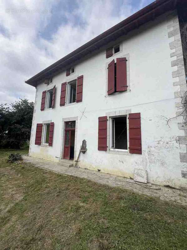 Maison à LA BASTIDE-CLAIRENCE