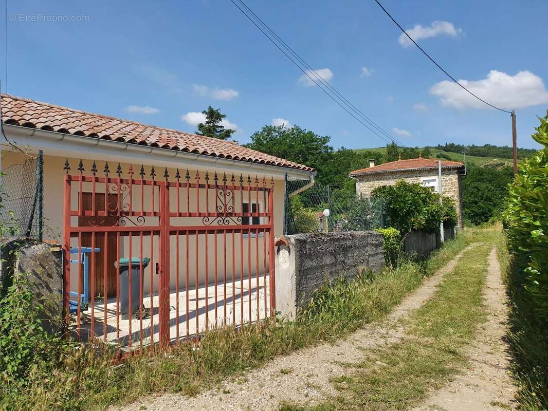 Maison à SAINT-PIERRE-DE-BOEUF