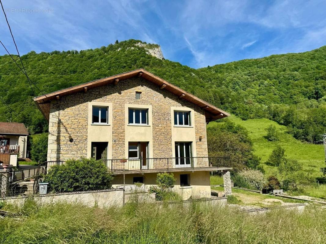 Maison à SAINT-RAMBERT-EN-BUGEY