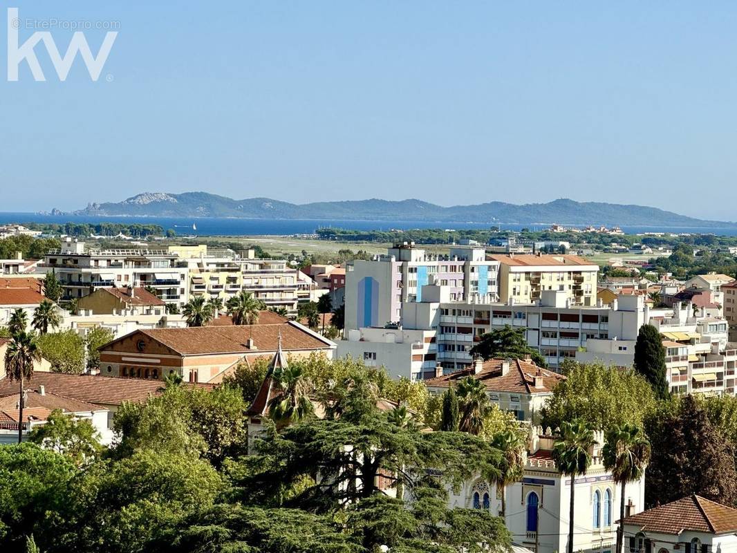 Appartement à HYERES