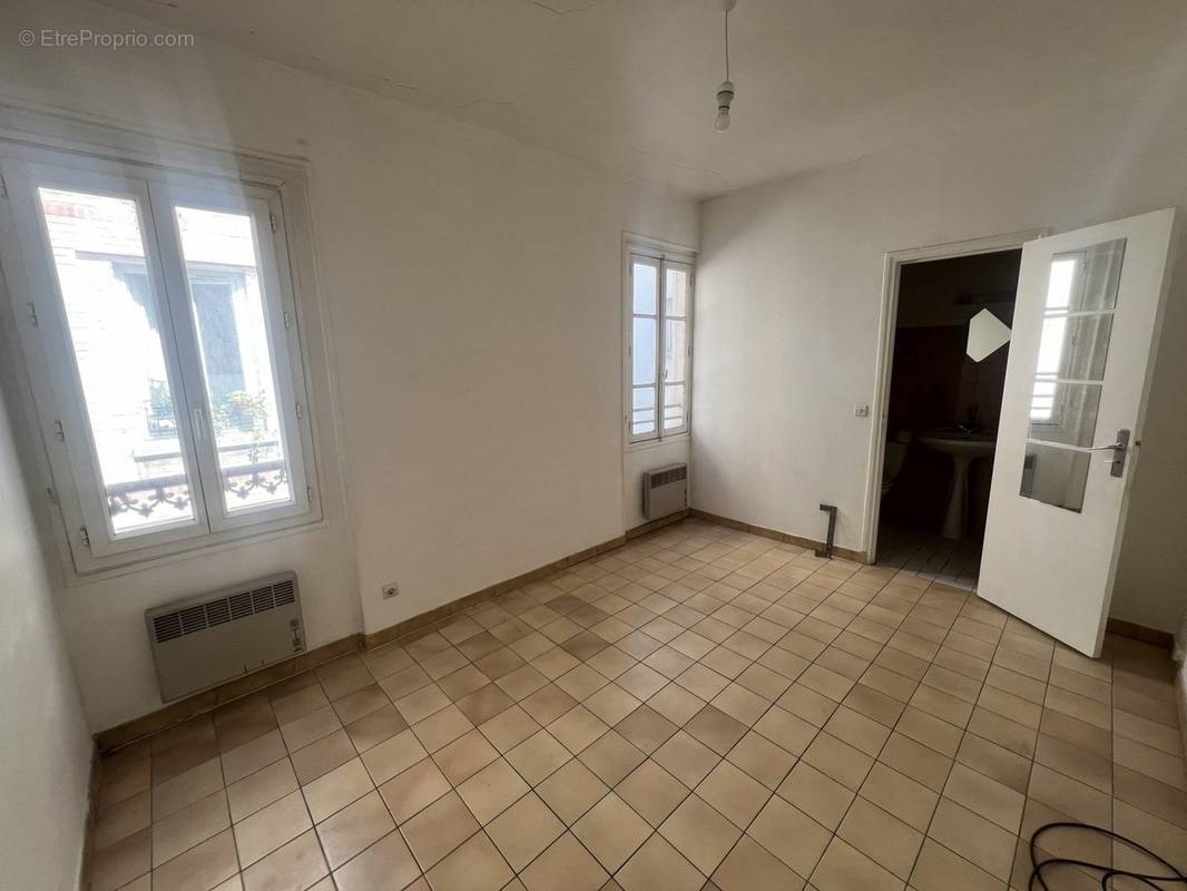 Appartement à PARIS-20E