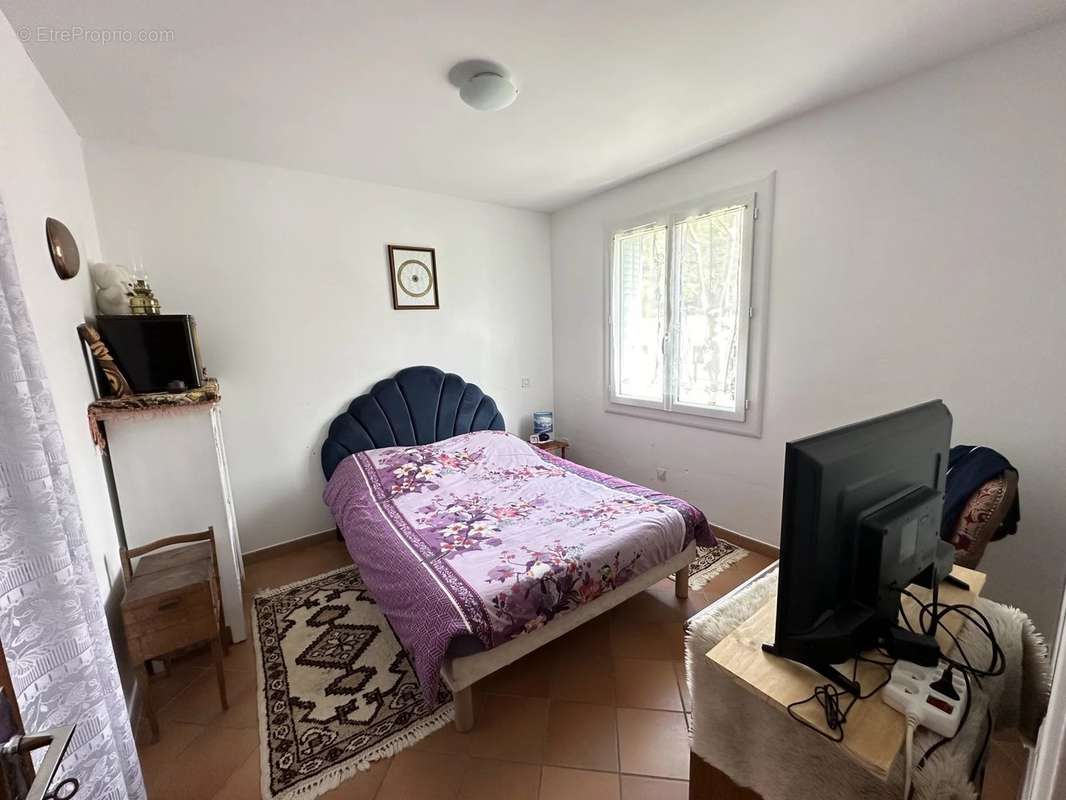 Appartement à MALIJAI