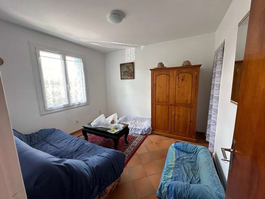 Appartement à MALIJAI