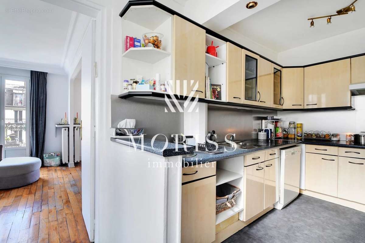 Appartement à PARIS-10E