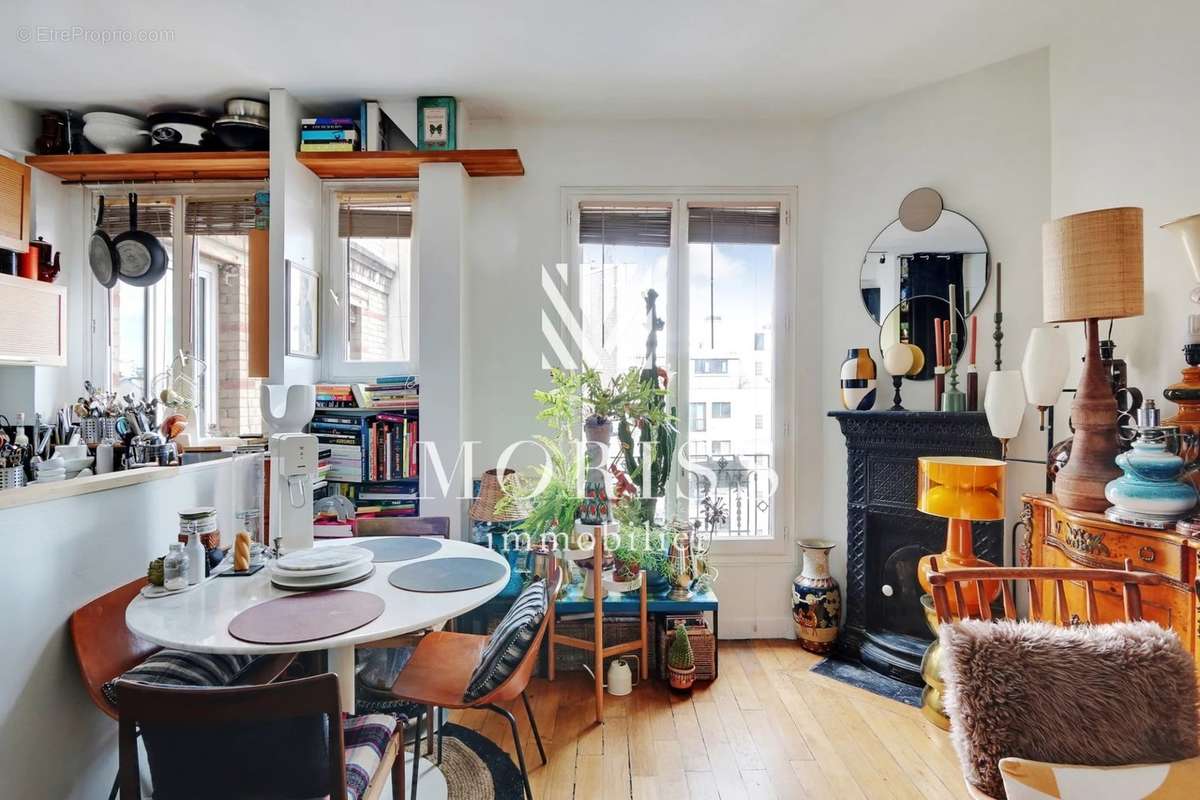 Appartement à PARIS-18E