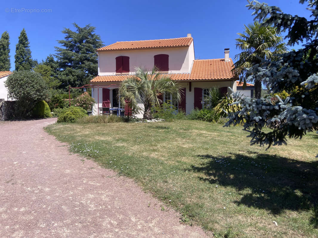 Maison à BASSE-GOULAINE