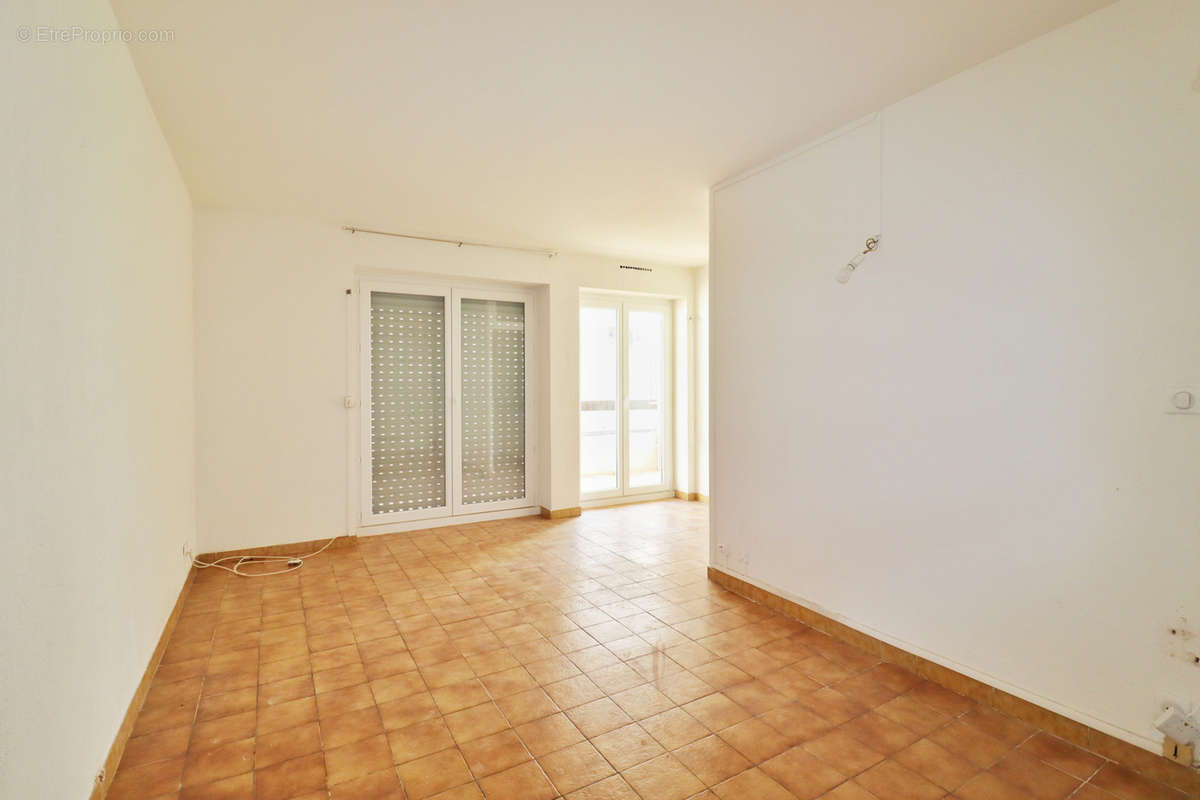 Appartement à MARSEILLE-10E