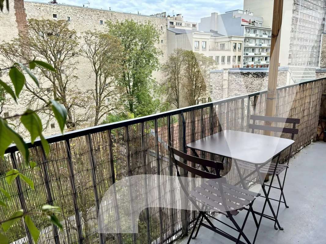 Appartement à PARIS-11E