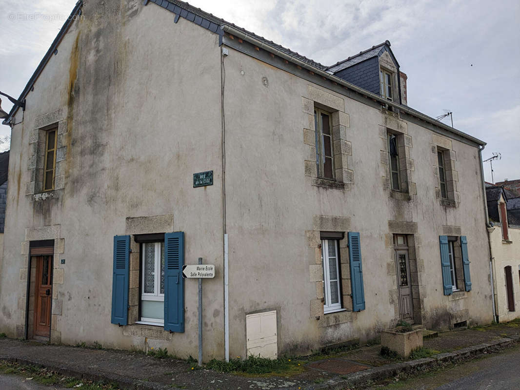 Maison à LANOUEE