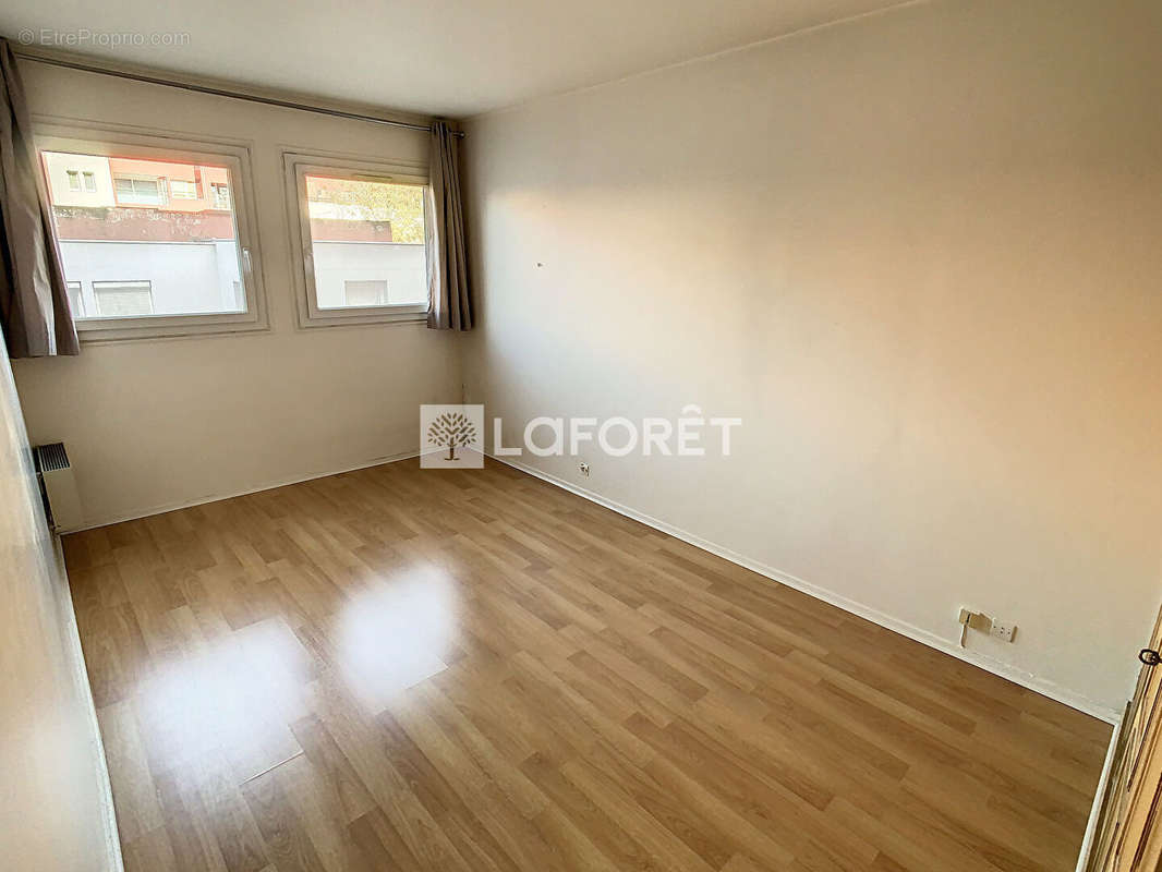 Appartement à VILLEJUIF