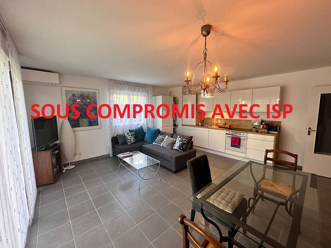 Appartement à ROUSSET