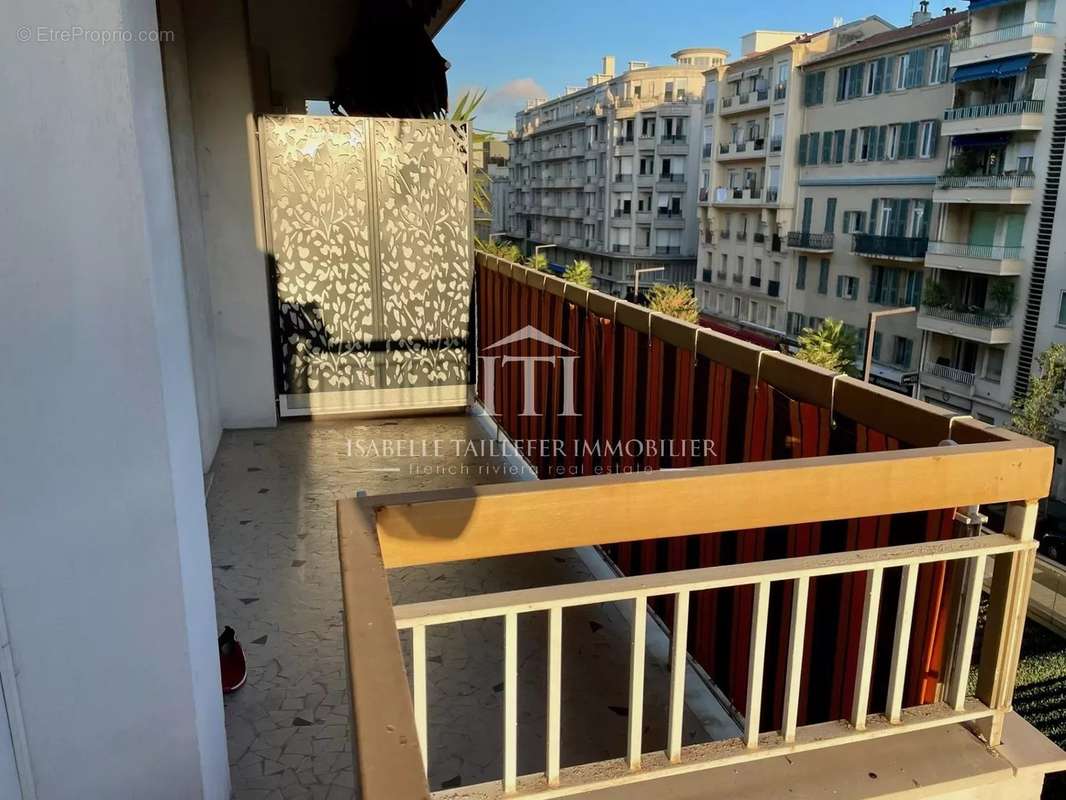 Appartement à NICE