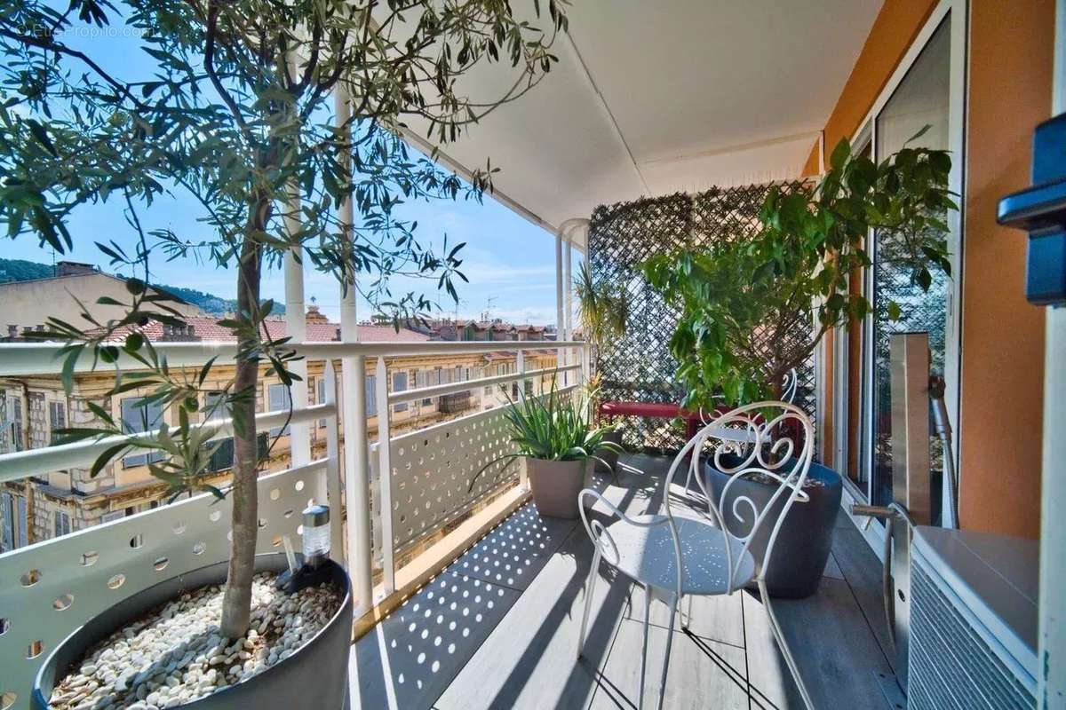 Appartement à NICE